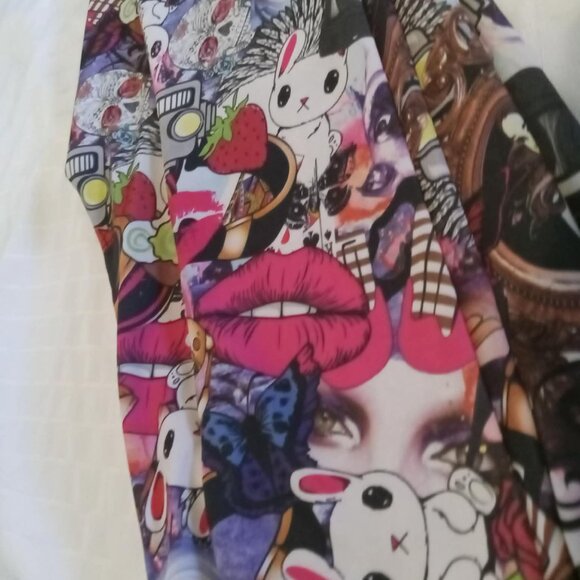 Extensible leggings with collage pattern Small spandex & polyester - Picture 2 of 7